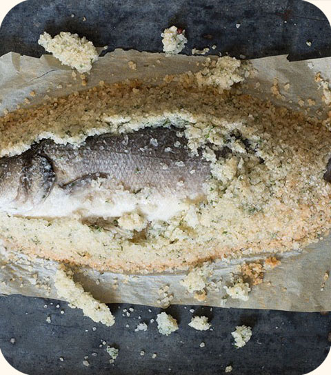 Bar en croute de sel