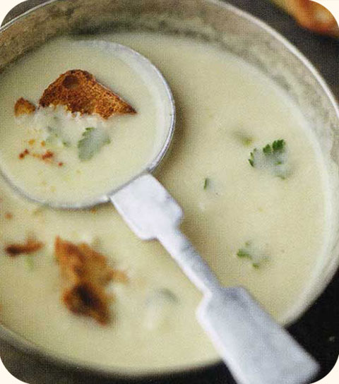 Crème d'asperges au wasabi